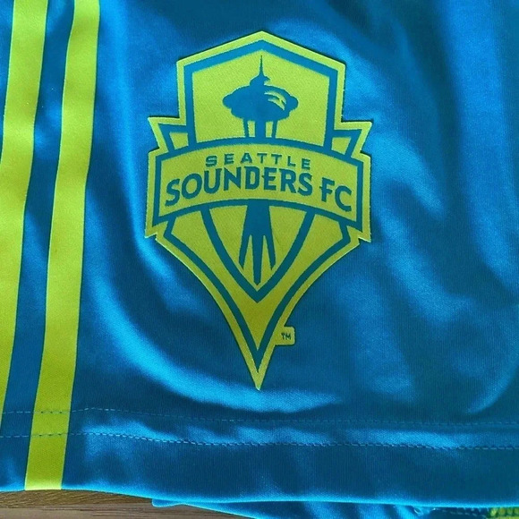 Adidas Sounders FC Women's Soccer Shorts, size L - Picture 3 of 8